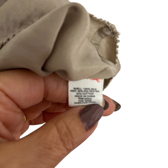 VTG 100% Silk Taupe Beige Sateen Crocheted Yoke Top Sequins Metal Accents Medium - Picture 8 of 9